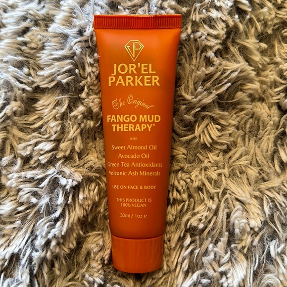 Jor’El parker Fango Mud therapy - Picture 1 of 2